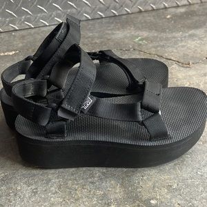 Platform tevas